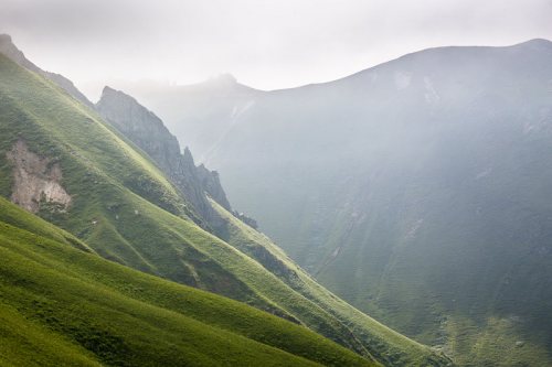 Auvergne-Puy-de-Sancy.jpg